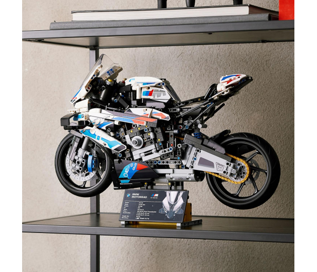 LEGO Technic™ 42130 BMW M 1000 RR - 1035519 - zdjęcie 13